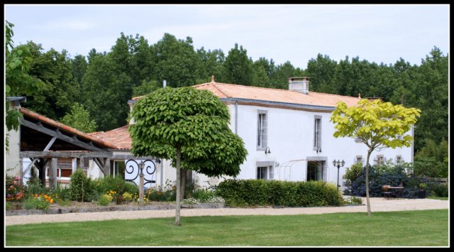 Photo Landeronde Chambres d'htes la pommeraie