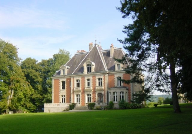  Chateau de la presle