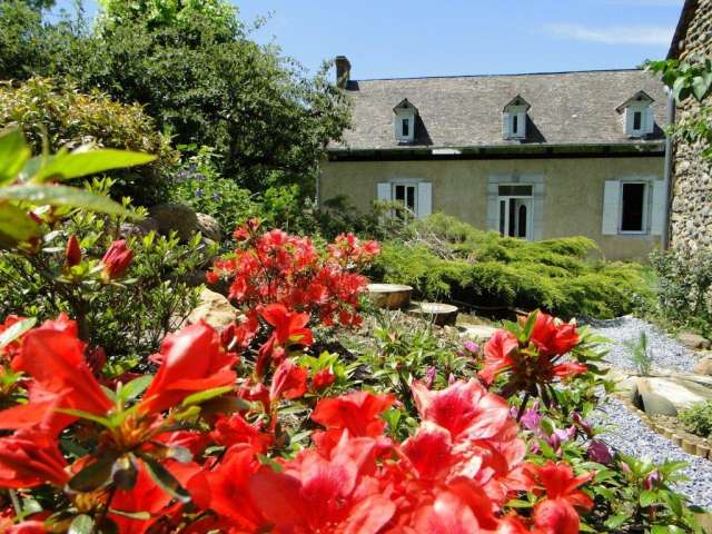 Photo Hibarette Chambres d'htes de charme entre lourd ... 