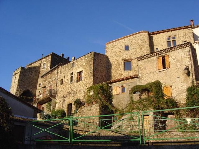 Photo Gte rural Charmes-sur- rhone Fenestrel
