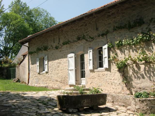 Gite  la ferme avec spa/jacuzzi extrieur et pche priv
