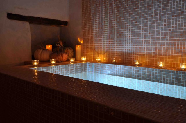 Sauna : bac d'eau froide