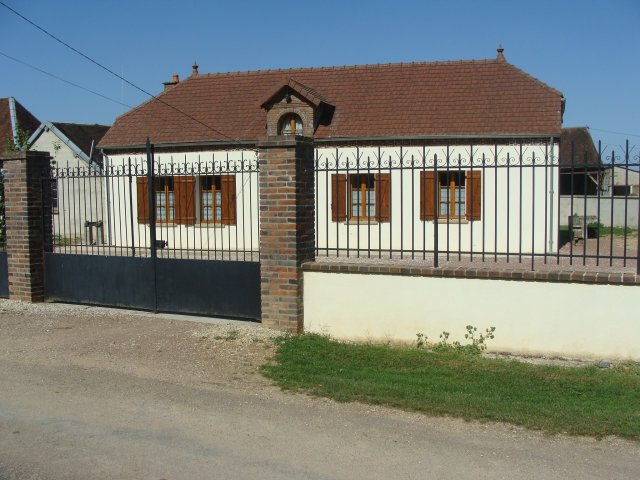 Photo Gte rural Saint mards en othe Chez  papillon