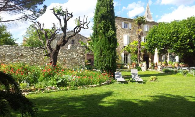 Photo Chambre d'hte Saint-pantalon -les-vignes La bastide des cdres