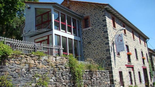 Photo gite-de-groupes Saint-privat-d'allier La-cabourne