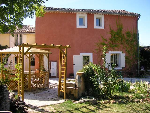 Photo Chambre d'hte Rousssillon Les passiflores