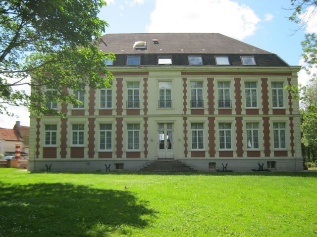 Photo Private Family Home Aire-sur-la-lys Chateau de moulin le comte, 4 * * * *  ... 