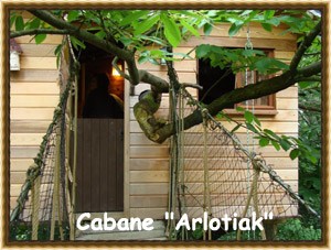 Photo vritables cabanes perches Itxassou Legordia borda