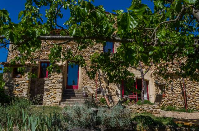 Photo 2 gtes 4 personnes, 1 studio 2 personnes St martin de bromes Le clos des collines