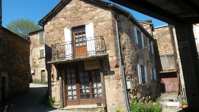 Photo maison de village Castelnau pgayrols Ruelle du bourg