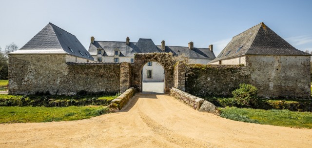Photo 4 chambres d'htes et 2 gites Pluvigner Manoir du guern