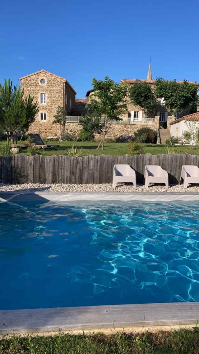 Photo 2 chambres, 1 suite, 1 suite familiale. Capacit 10 personnes Praux Mademoiselle marceline