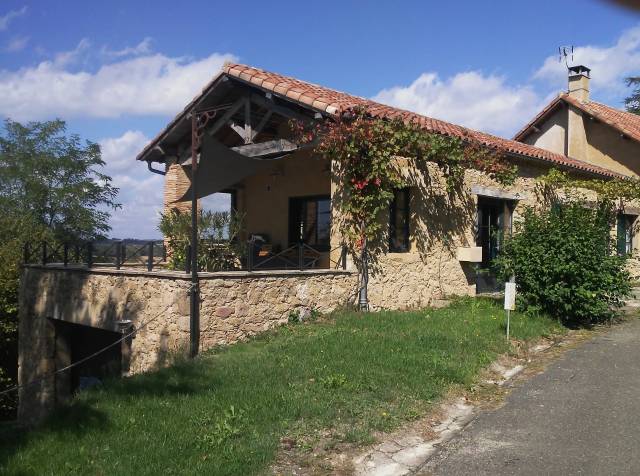 Photo Maison individuelle au village pitoresque Montesquiou La bascule