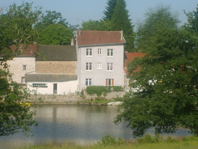  L'hirondelle du lac