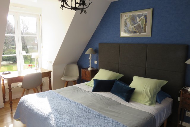 Chambre bleue 12 personn
