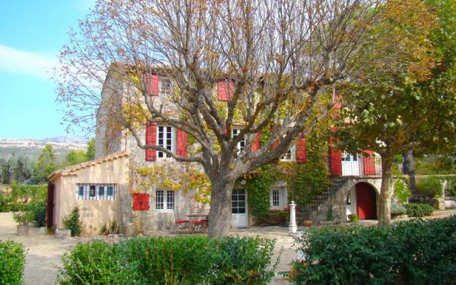 Aux terres rouges